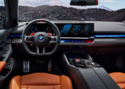 2025款宝马M5正式发布,4.4L V8双涡轮的性能怪兽,零百加速3.4秒