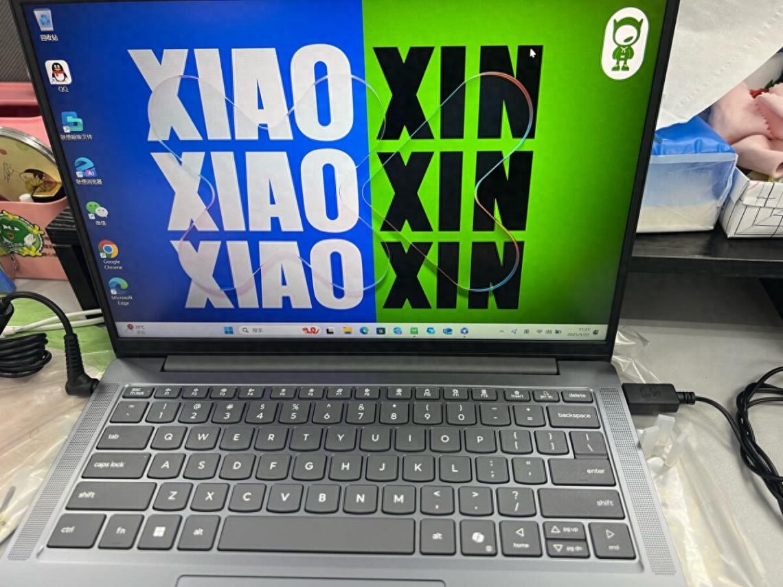 不到三千的电脑,联想小新14SE酷睿款,在意售后的新手挺好!